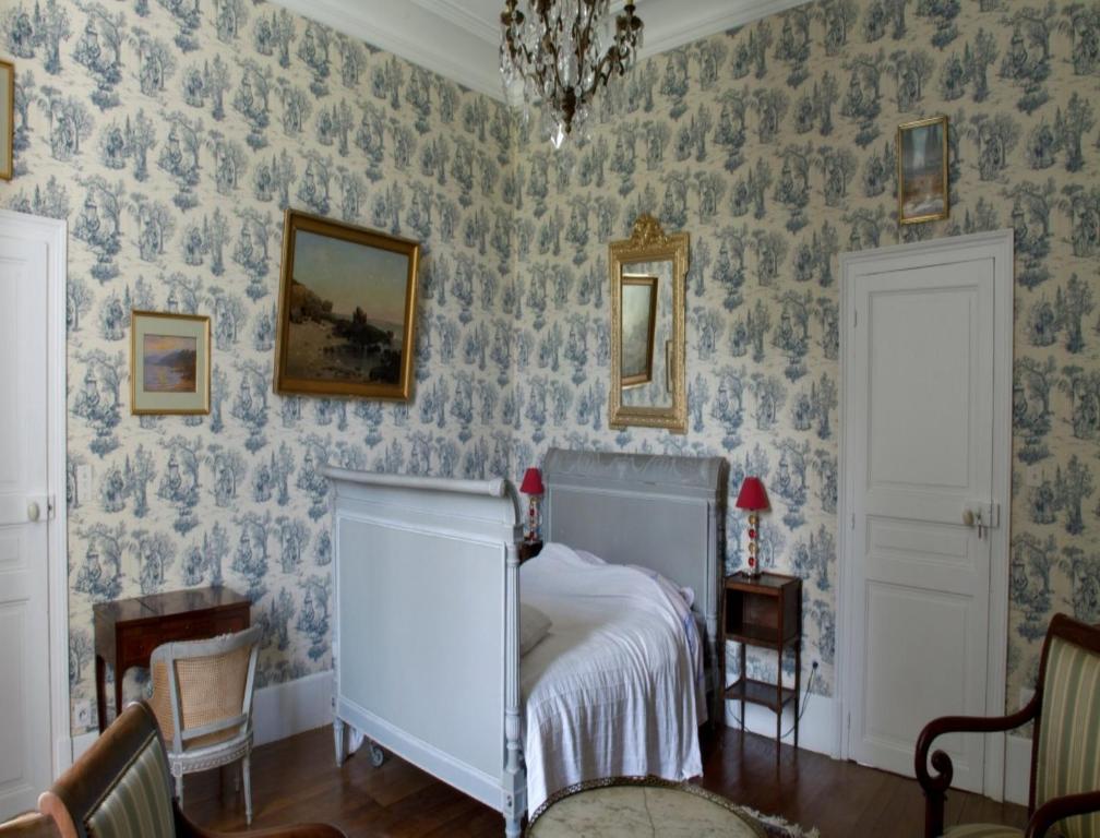 Chateau De Villars Villeneuve-sur-Allier Номер фото